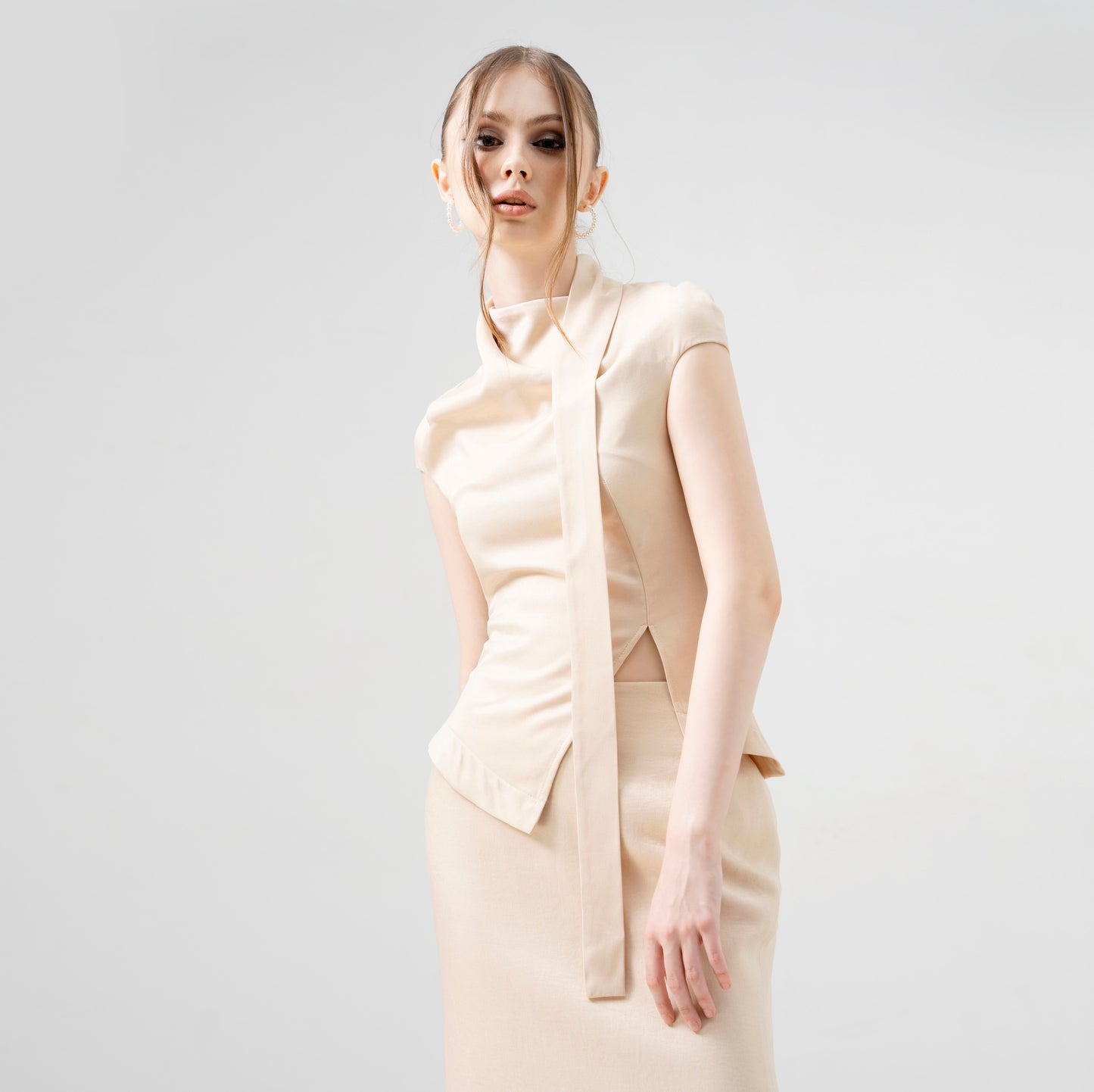 Aquaflame Essence Crossing Strap Top with Pencil Skirt – Look 2