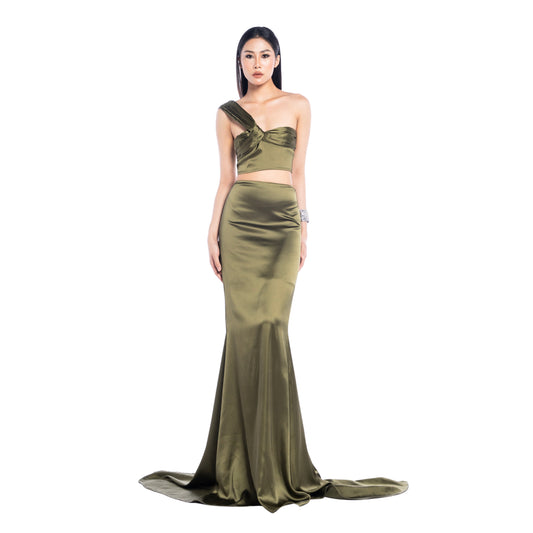 Femme Fatale Asymmetrical One-shoulder with Ruched Design - Look 4
