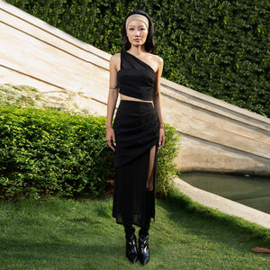 Solo Muse Off-shoulder Top with High-waisted Slit Skirt - Look 2