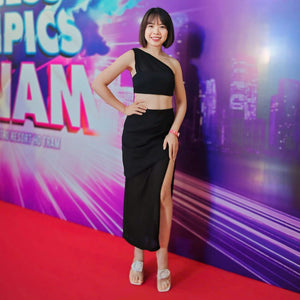 Solo Muse Off-shoulder Top with High-waisted Slit Skirt - Look 2