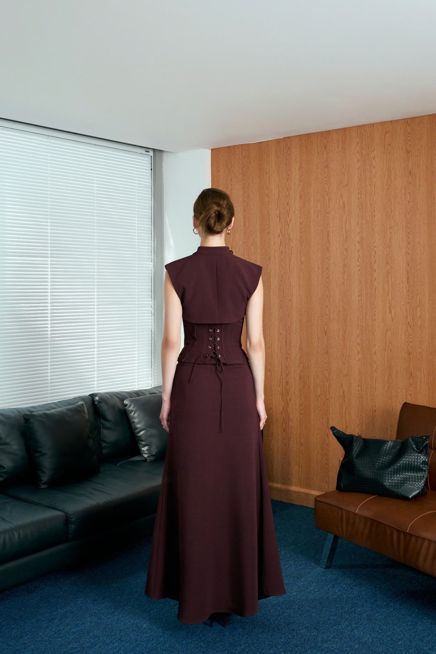 Versa Mock-neck Keyhole Capelet